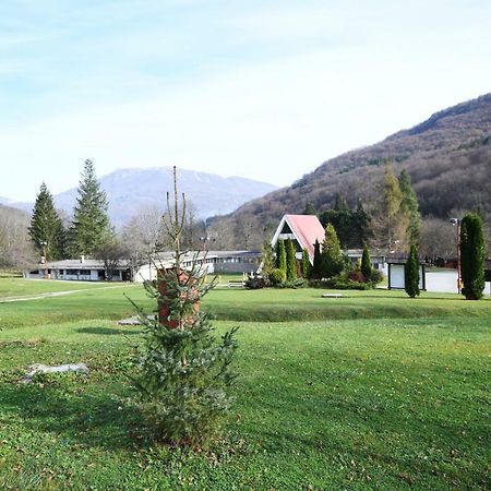 Np Sutjeska Paviljon A Hotel เทียนทิชเท ภายนอก รูปภาพ