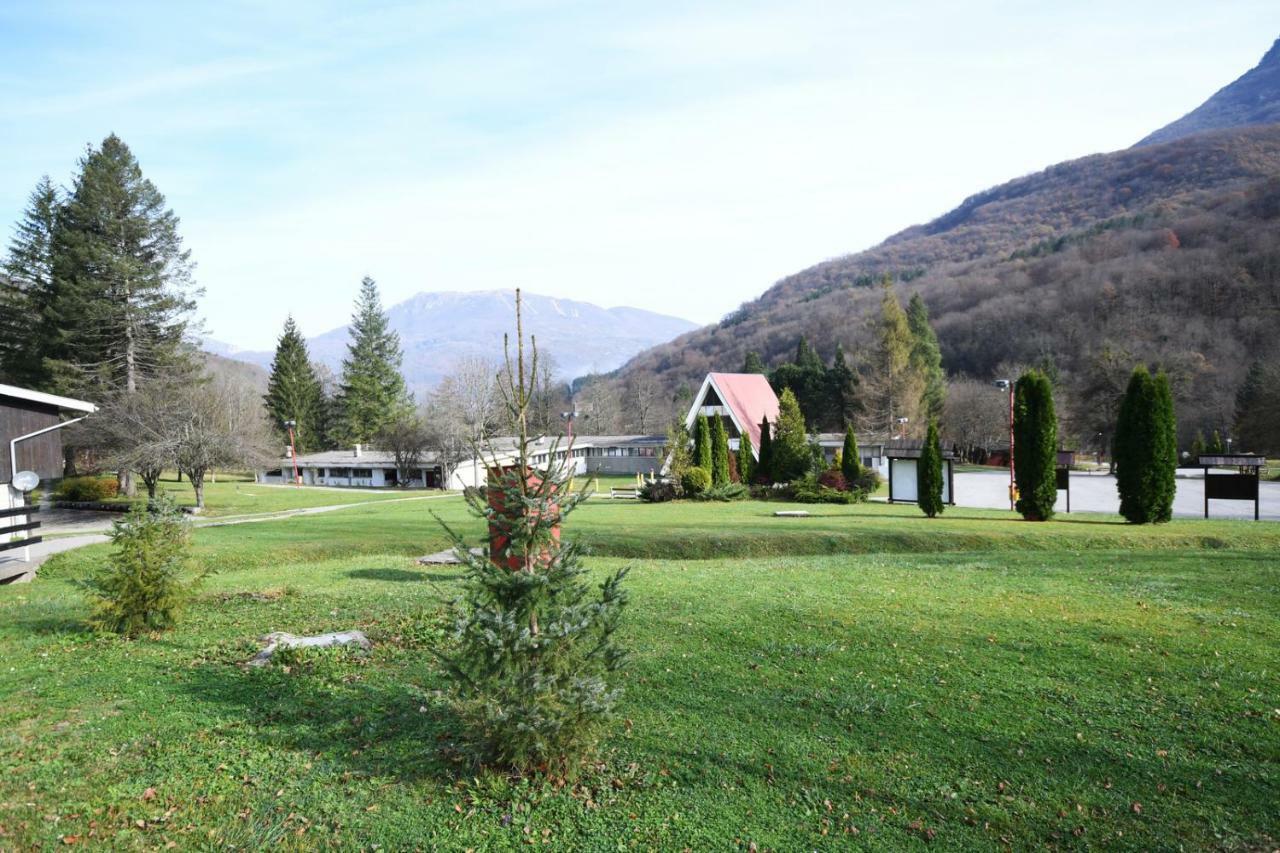 Np Sutjeska Paviljon A Hotel เทียนทิชเท ภายนอก รูปภาพ
