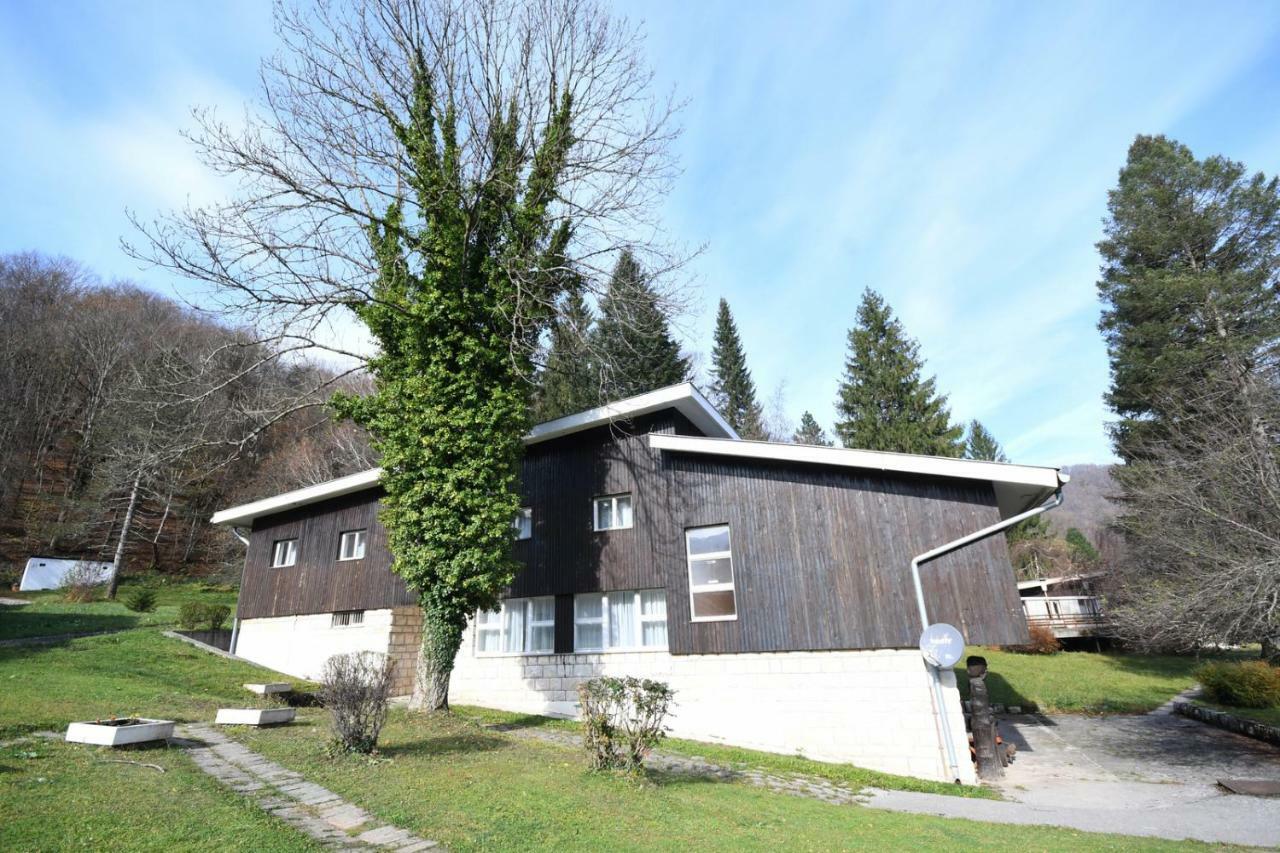 Np Sutjeska Paviljon A Hotel เทียนทิชเท ภายนอก รูปภาพ